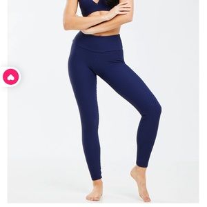 Booty by Brabants Croco Skin™ Leggings Midnight Blue
